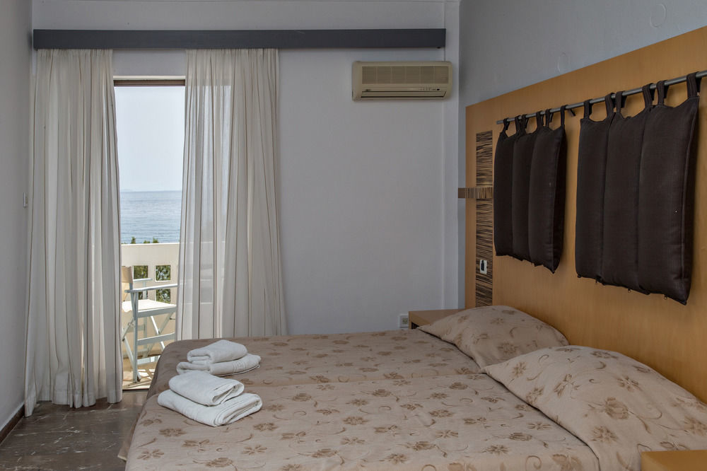 Aeolos Bay Hotel Tínos 外观 照片